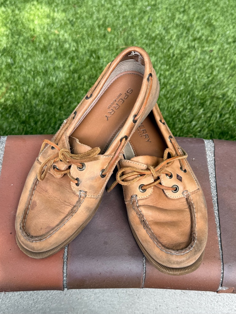 Sperry women's top-siders - Size 9M